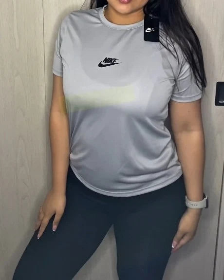Camiseta deportiva Mujer (Adidas o Nike)
